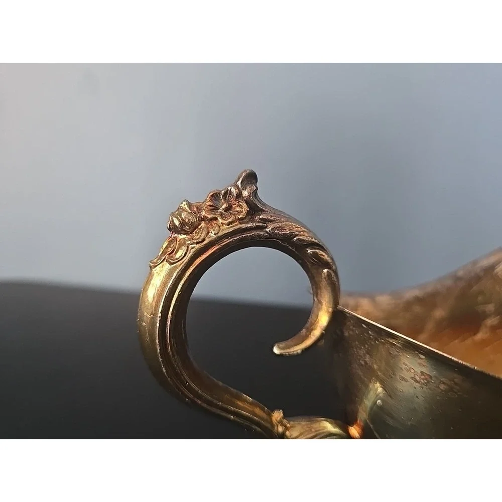 Vintage SILVER Plated Tilting Gravy‎ Sauce Ornate Boat